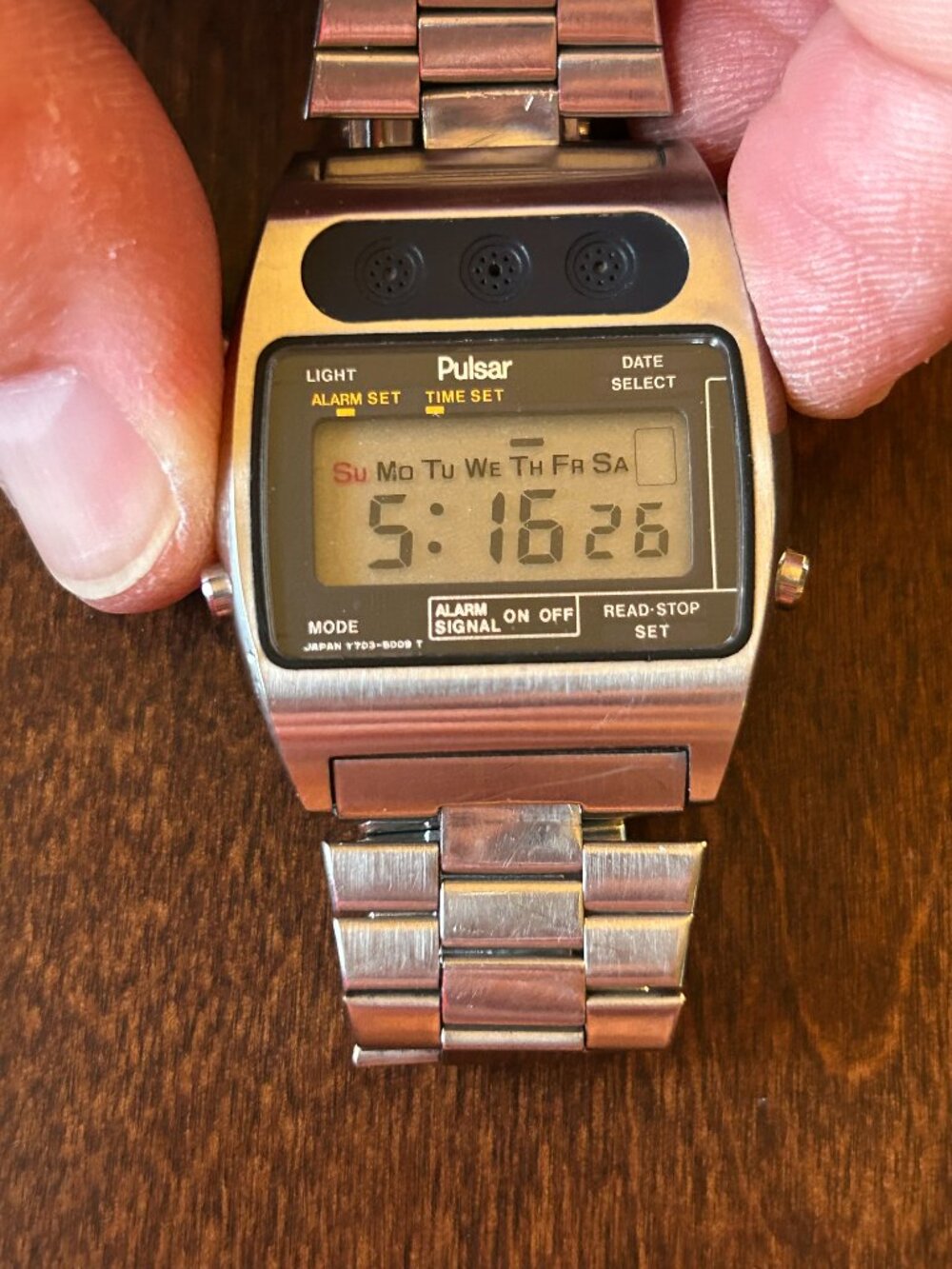Vintage PULSAR by Seiko Wristwatch Y703-5009A Digital Quartz LCD 1978 Rare! - Picture 9 of 14